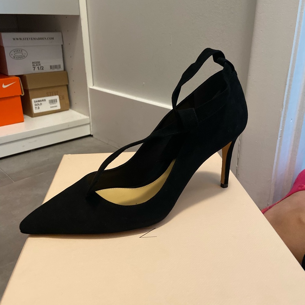 Alexandre Birman Clarita 85 black suede 37.5 pump